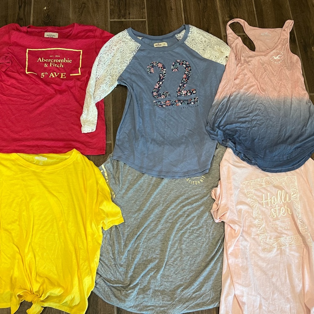 Womans/Juniors size L Abercrombe/Hollister Shirt Bundle